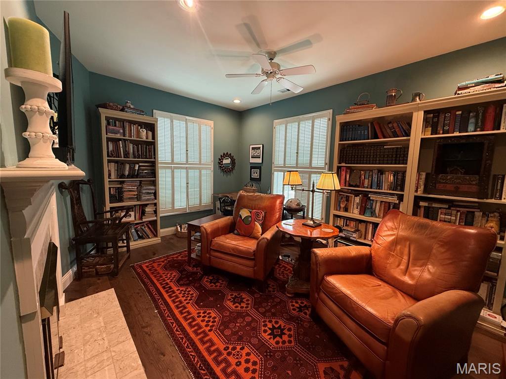 Ashford Condo - Residential