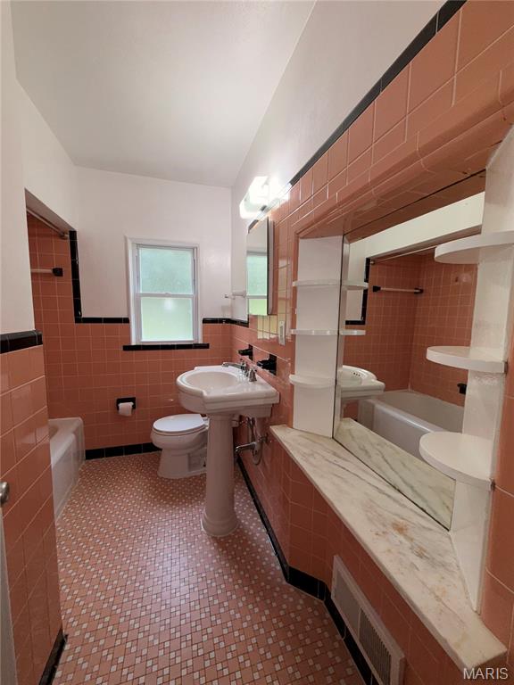 Forders Garden Lts - Residential Lease