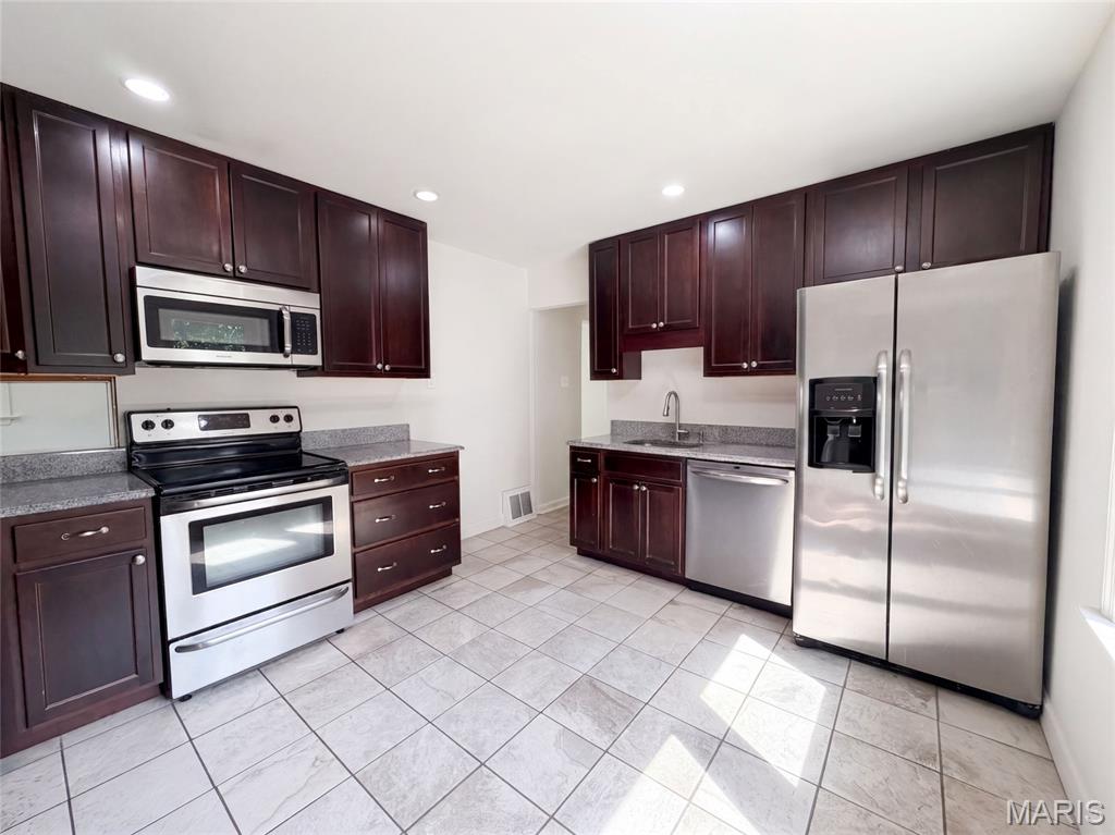 San Fernando Hills 2 - Residential