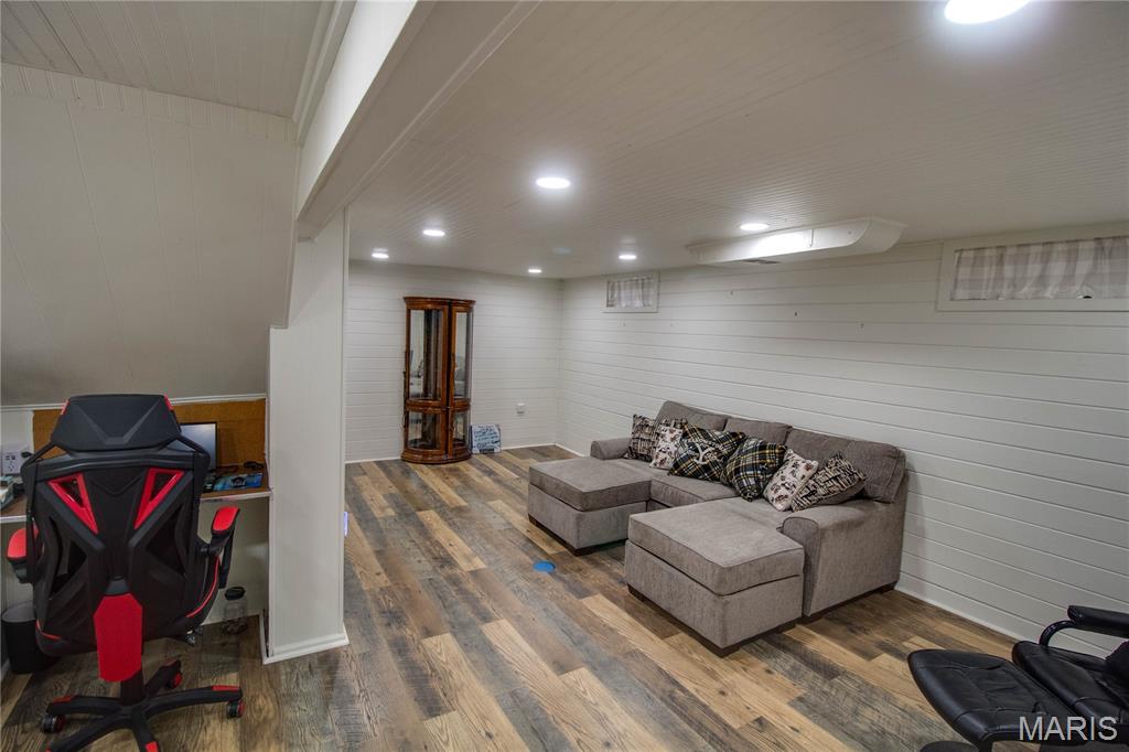 James E C Sub - Residential