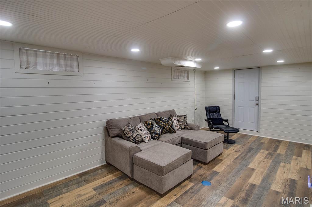 James E C Sub - Residential