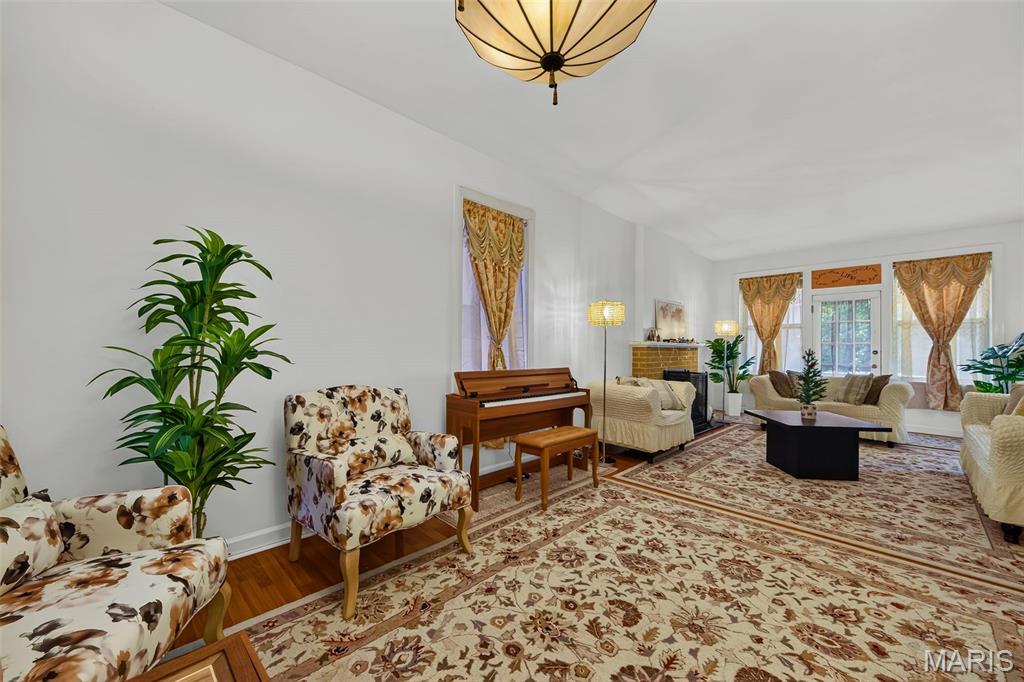Waterman Condo 04 - Residential