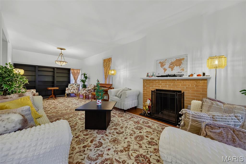 Waterman Condo 04 - Residential