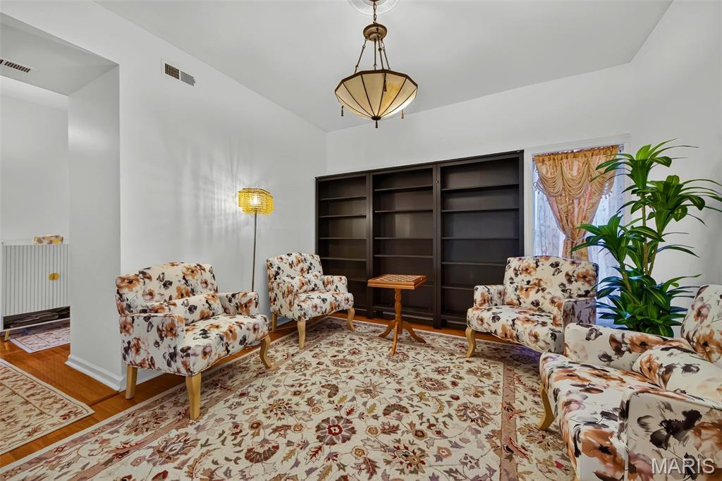 Waterman Condo 04 - Residential