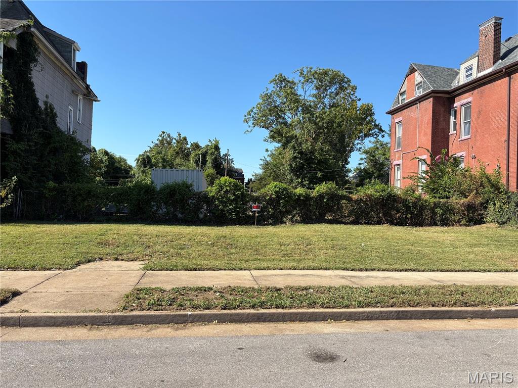 Two properties are being sold together. The second property address is 4248 West Belle Place, Tax ID 3755-00-0080-0 (see attached tax record). 
Located in the Vandeventer neighborhood near the Delmar Loop, Central West End, St. Louis University? and Forest Park.