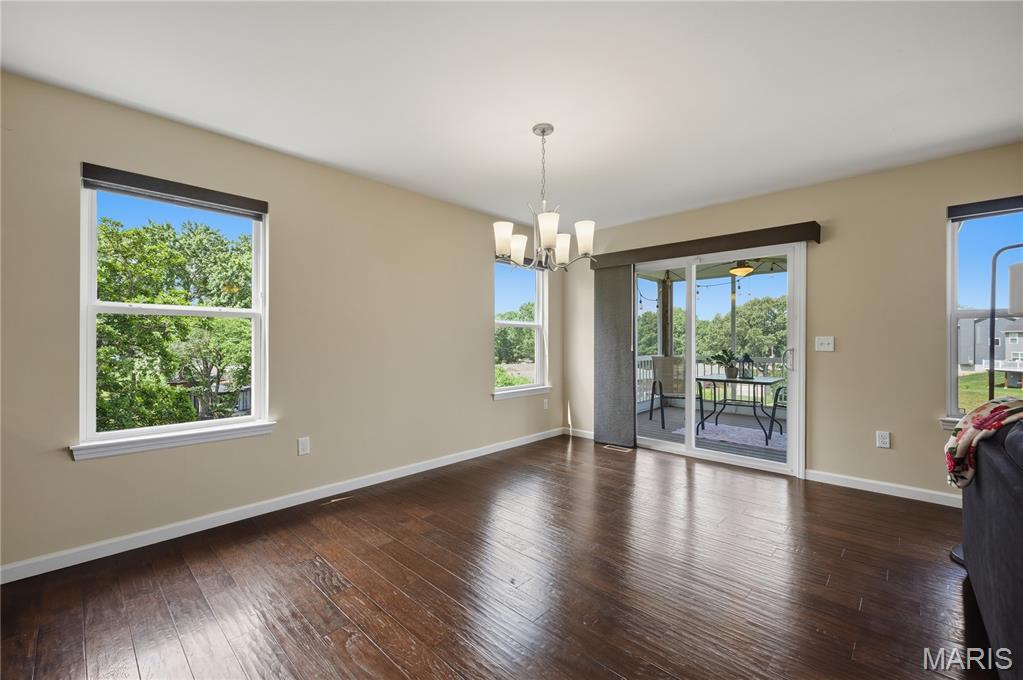 Vista Conn Lts 11 12 13 27 & Common - Residential