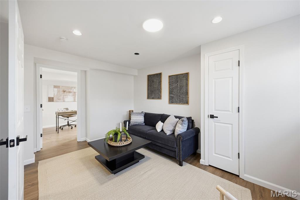 Five Oaks - Residential