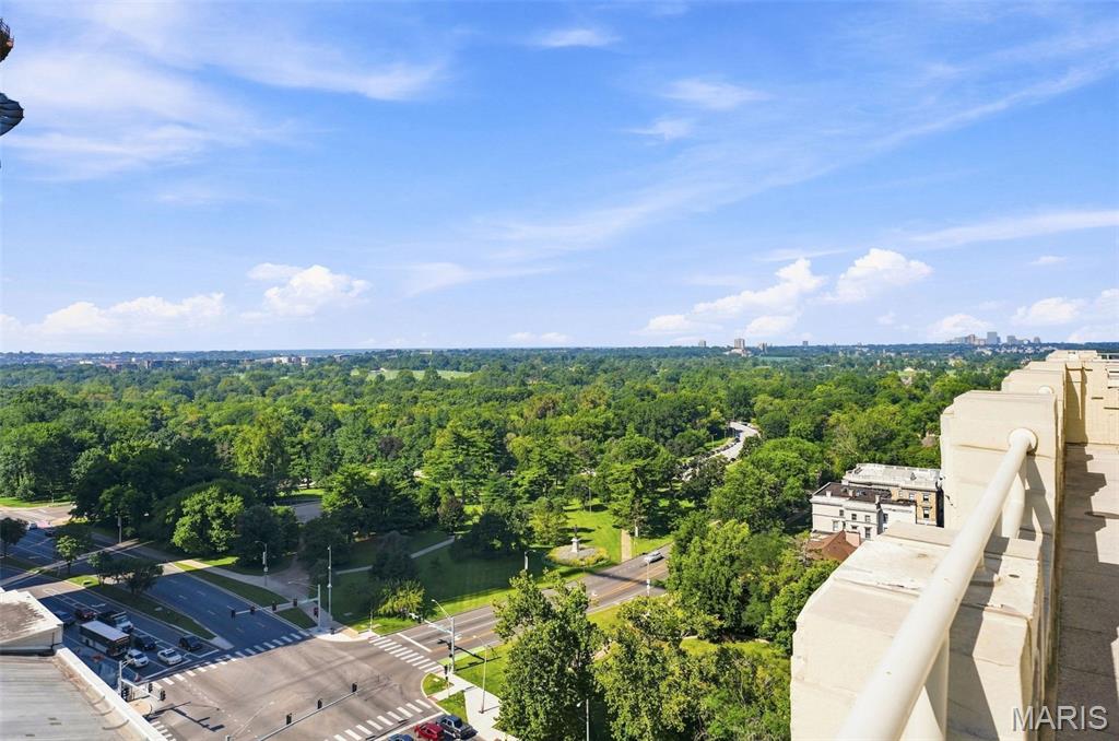 Park Plaza Condominiums - Residential