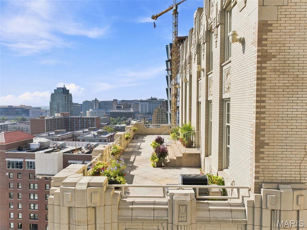 Park Plaza Condominiums - Residential