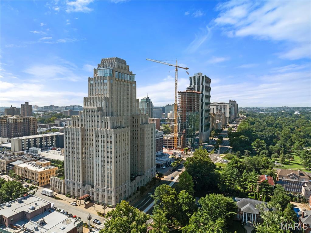 Park Plaza Condominiums - Residential