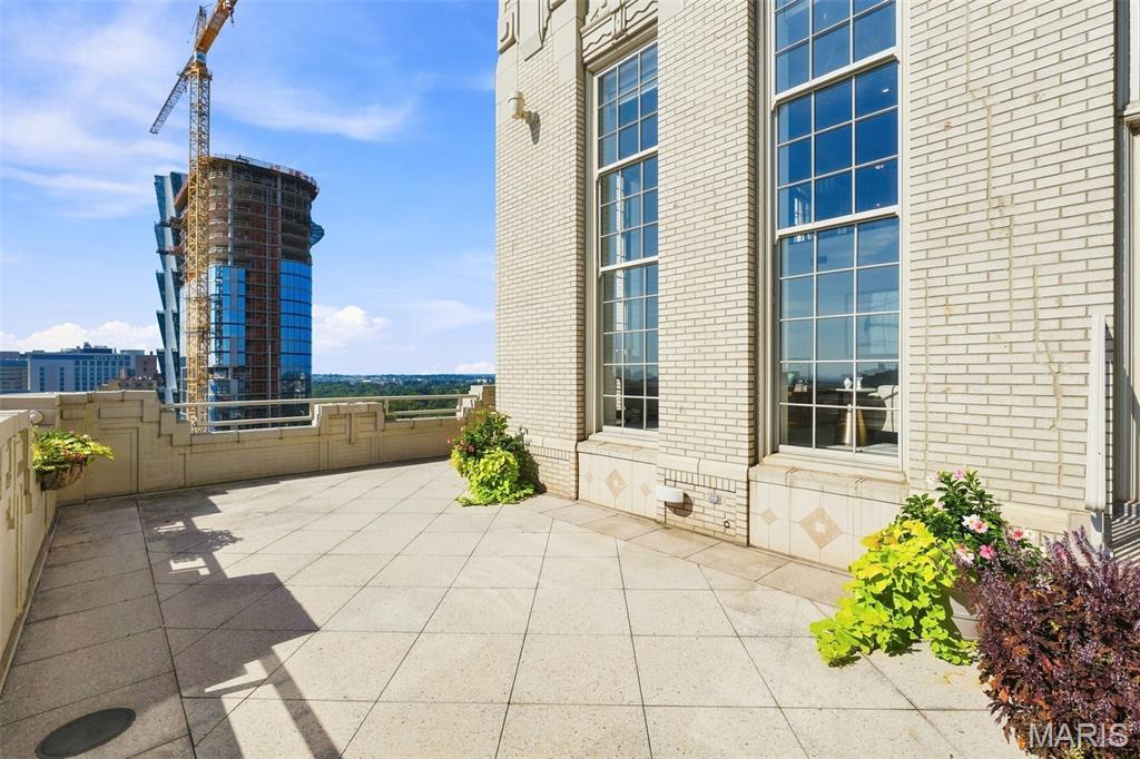 Park Plaza Condominiums - Residential