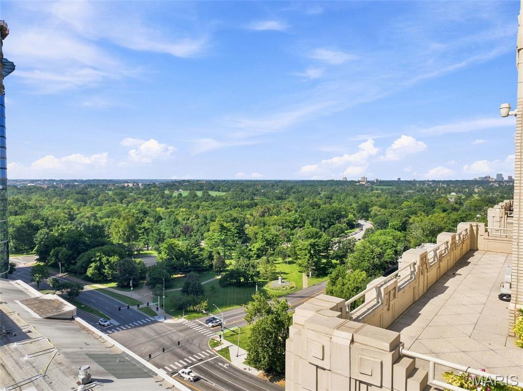 Park Plaza Condominiums - Residential