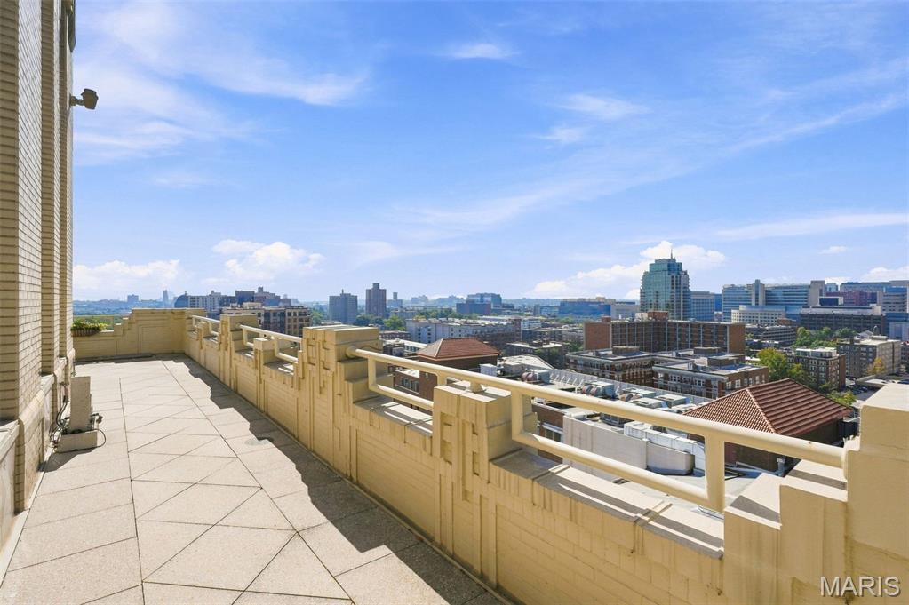 Park Plaza Condominiums - Residential