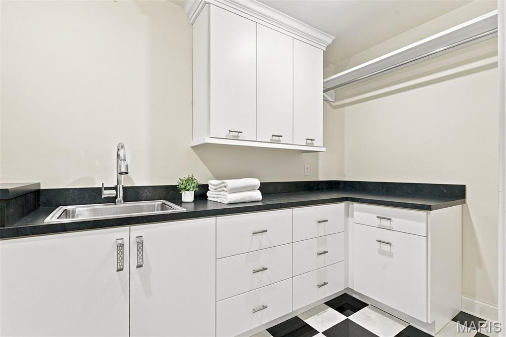 Park Plaza Condominiums - Residential