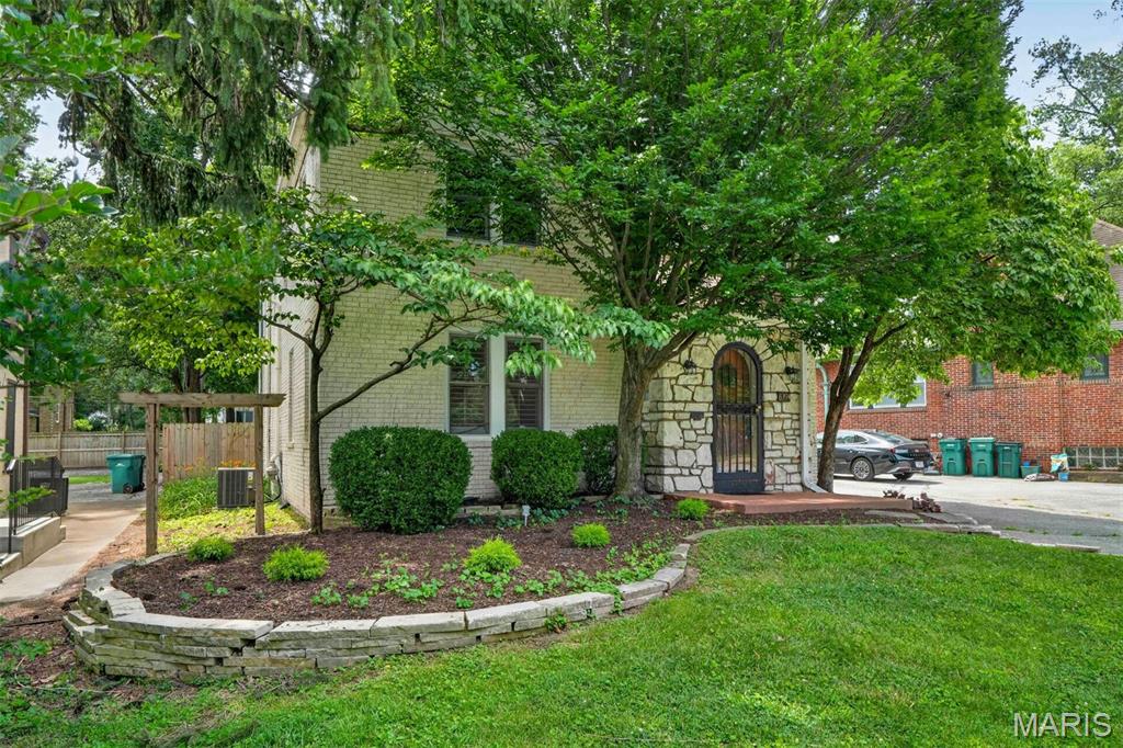 Pasadena Webster - Residential