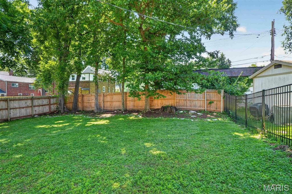 Pasadena Webster - Residential