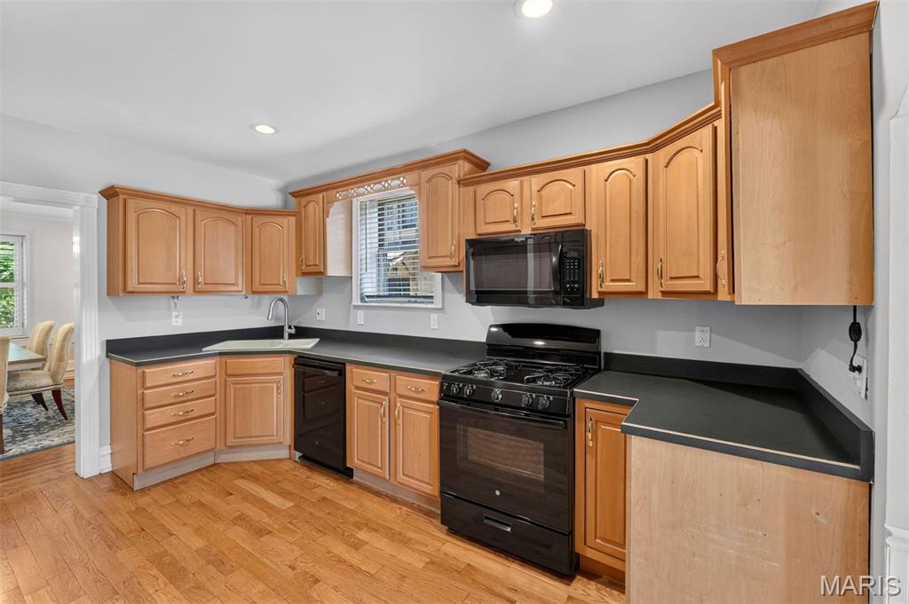 Pasadena Webster - Residential