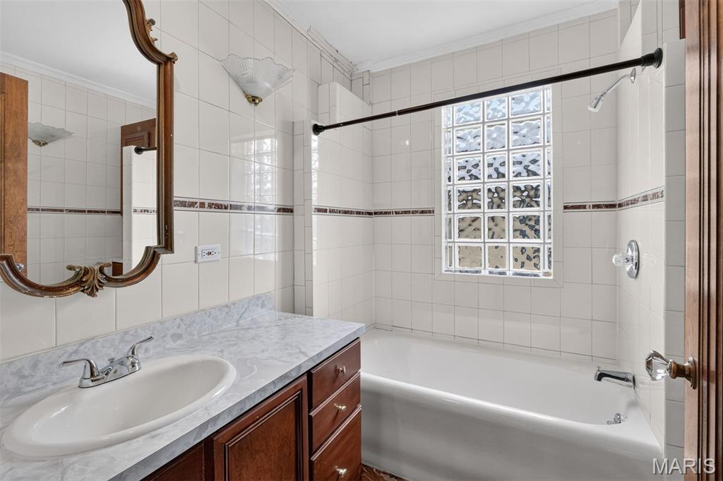 Pasadena Webster - Residential