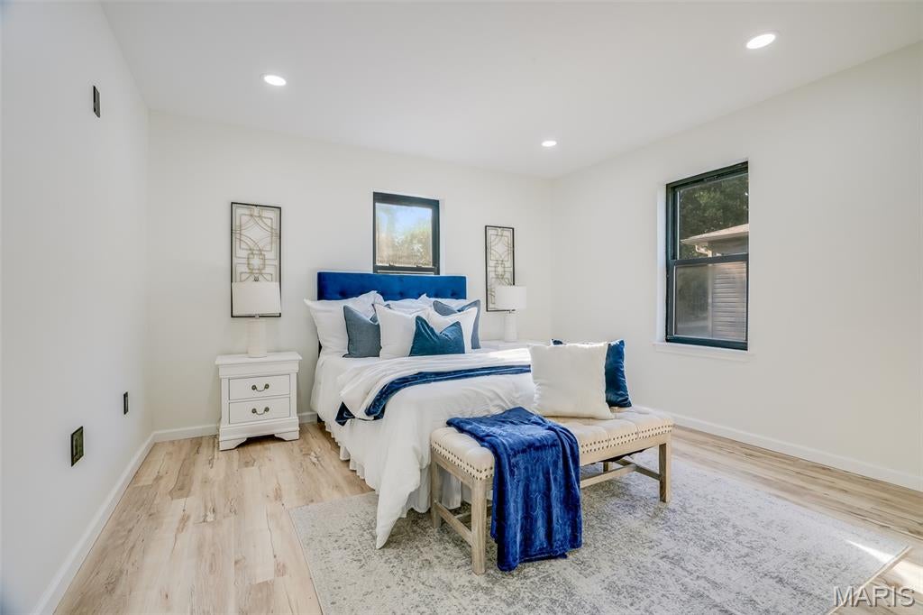 R, 3rd Sub - Residential