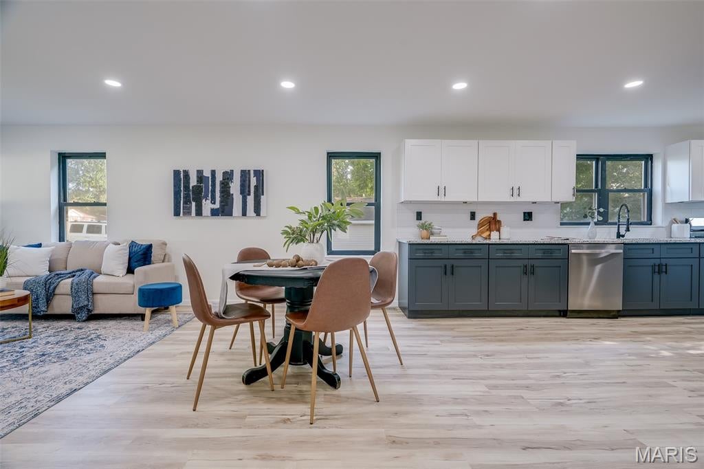 R, 3rd Sub - Residential