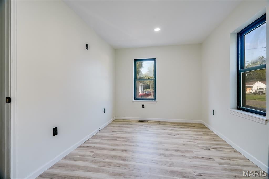 R, 3rd Sub - Residential