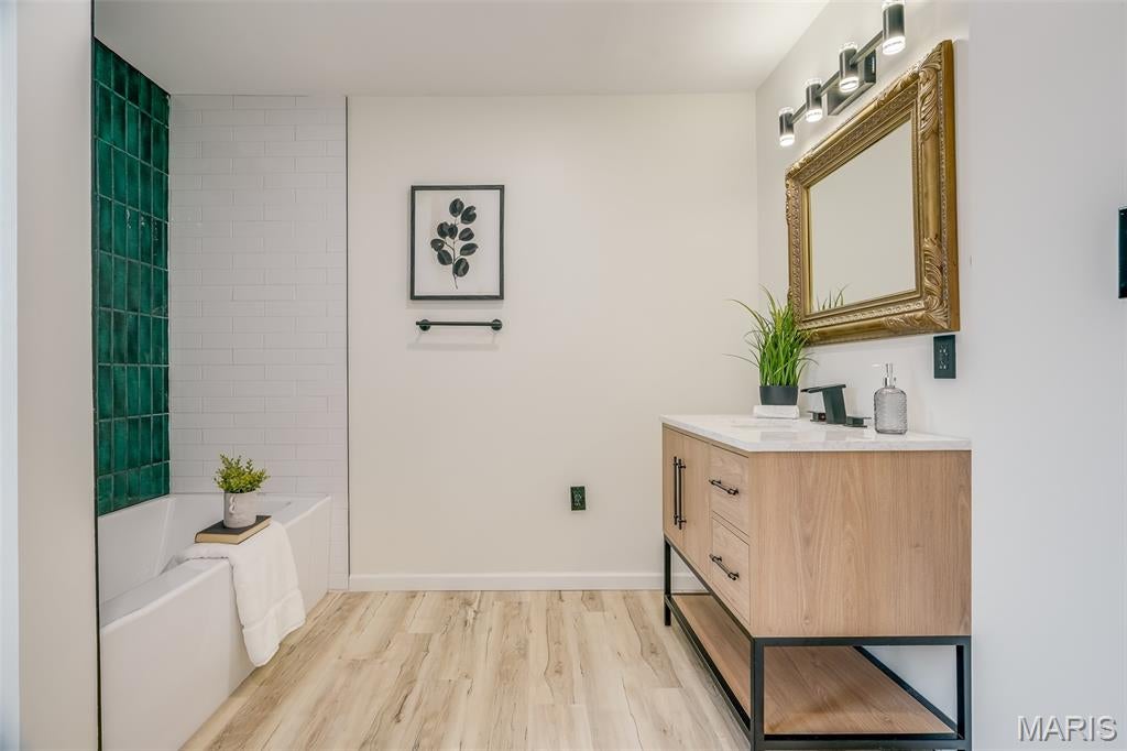 R, 3rd Sub - Residential