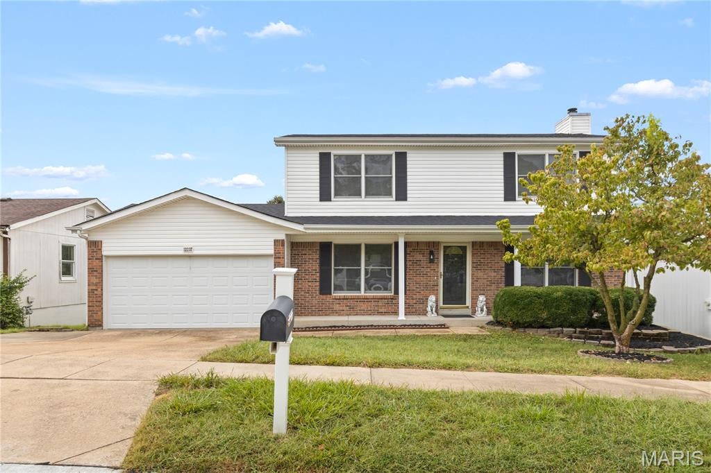 Wow! Welcome to 12237 Glenpark Dr in beautiful Maryland Heights! Located in the Pattonville School District, this 3-bedroom, 3.5-bath home offers over 2,400 square feet, plenty of room to spread out and some great updates already taken care of for the next owner.

You’ll notice the fresh paint and new carpet right away, and upstairs you’ll find hardwood floors that add even more character to the home. The sellers didn’t stop there — the home also features a brand-new roof for added peace of mind.

Yes, there’s more — connected to the garage is an approximately 8x20 bonus room that is both heated and cooled. Home office, gym, workshop, hobby room or extra hangout space — you’ve got options, and that kind of additional usable space is hard to find.

With three bedrooms, multiple bathrooms and plenty of flexibility throughout, this home is ready for its next chapter. Outside offers green space for entertaining, relaxing or your favorite four-legged friend.

Don’t wait on this one — schedule your showing today!