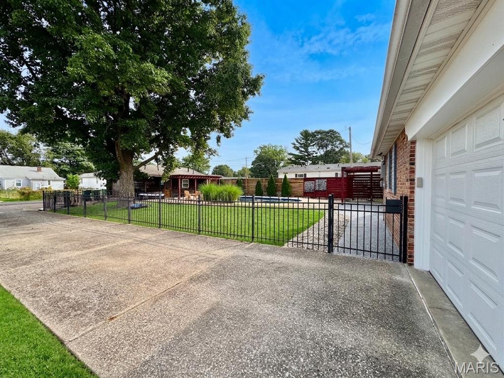 Not in a subdivision - Residential Lease