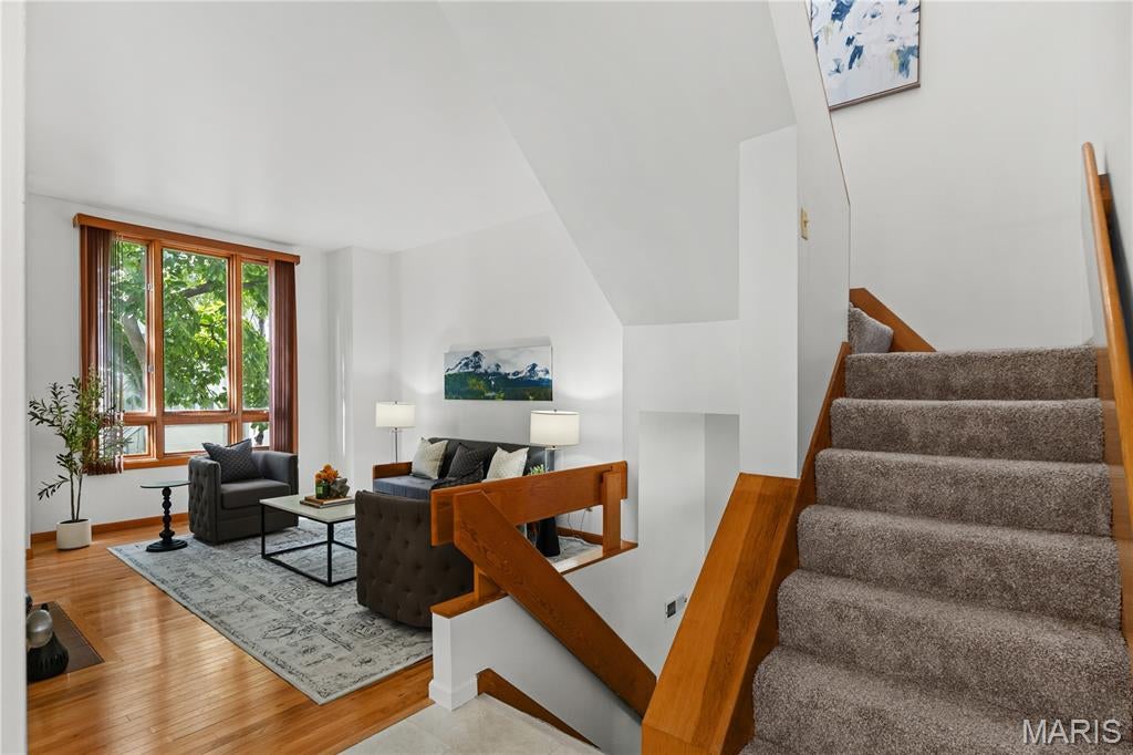 Columbus Square Townhomes - Residential