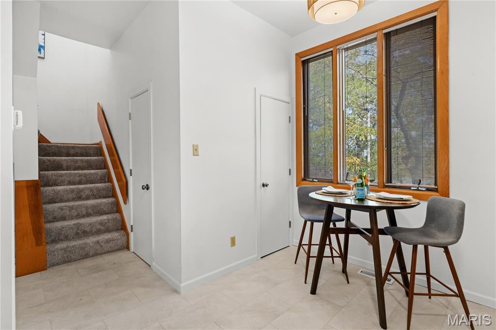Columbus Square Townhomes - Residential