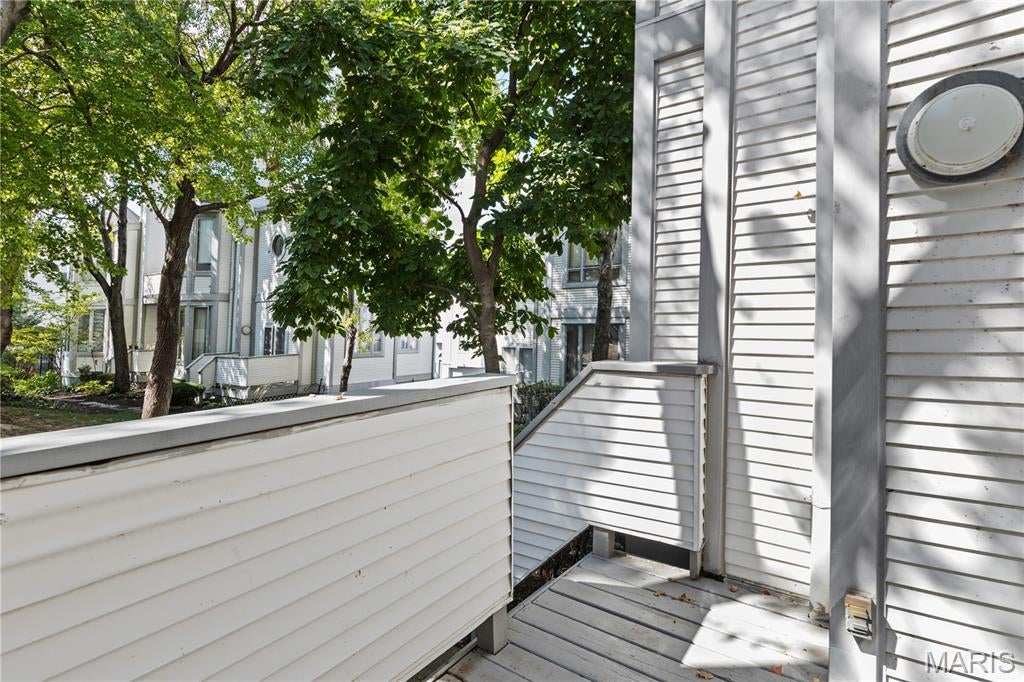 Columbus Square Townhomes - Residential