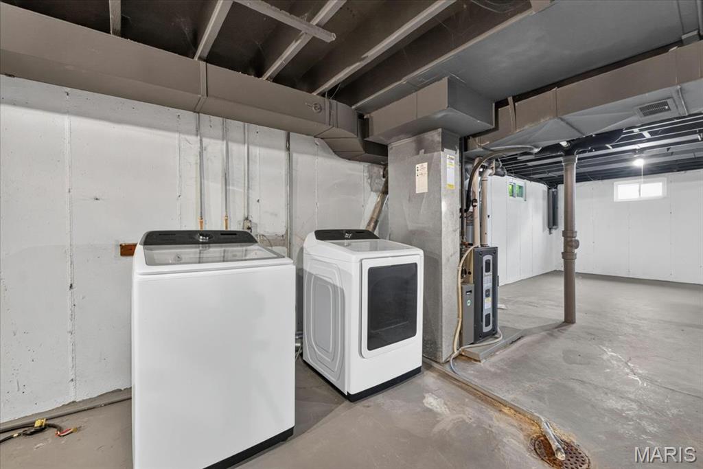Geyer Manor - Residential Lease