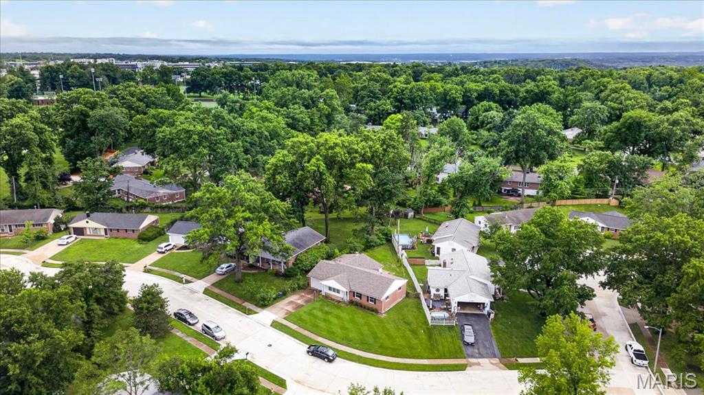 Geyer Manor - Residential Lease