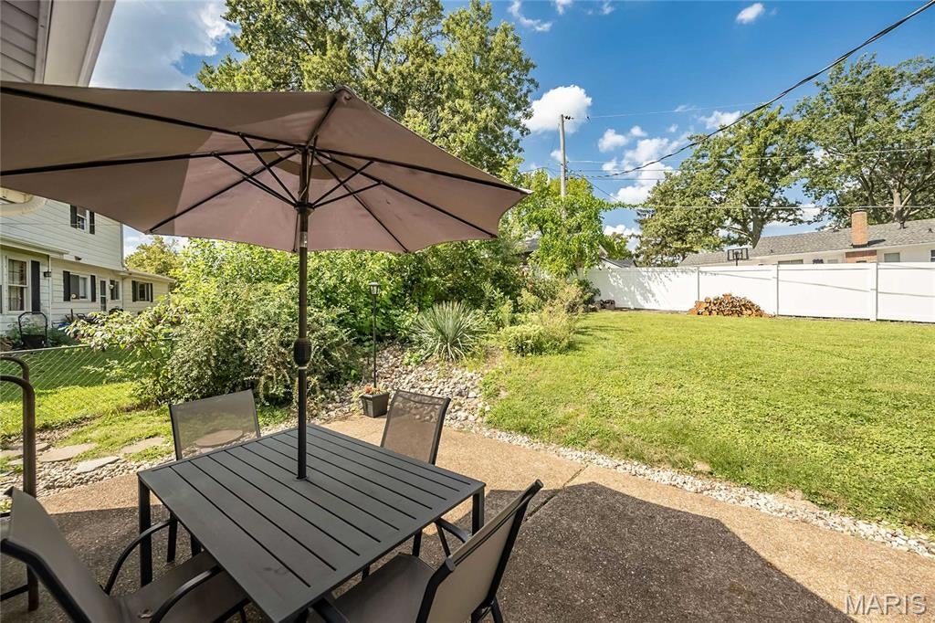 Barrington Oaks - Residential