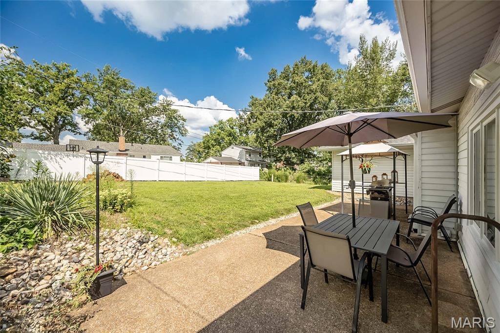 Barrington Oaks - Residential