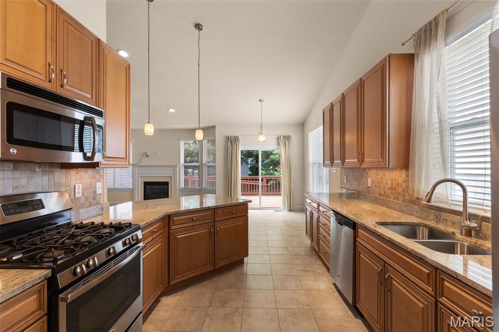 Villas At Woodland Creek The - Residential