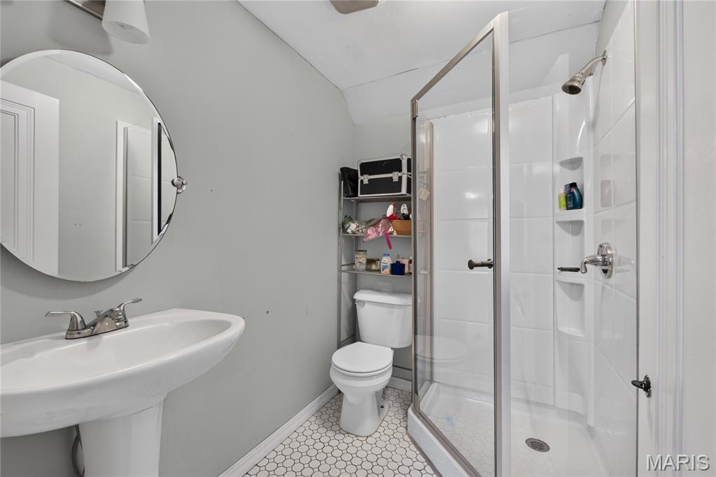 Commodore Heights 1st Add - Residential