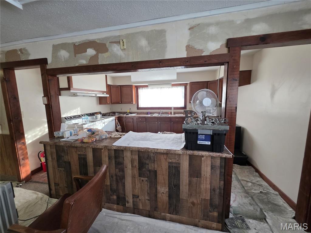 Old Town - Commercial Sale