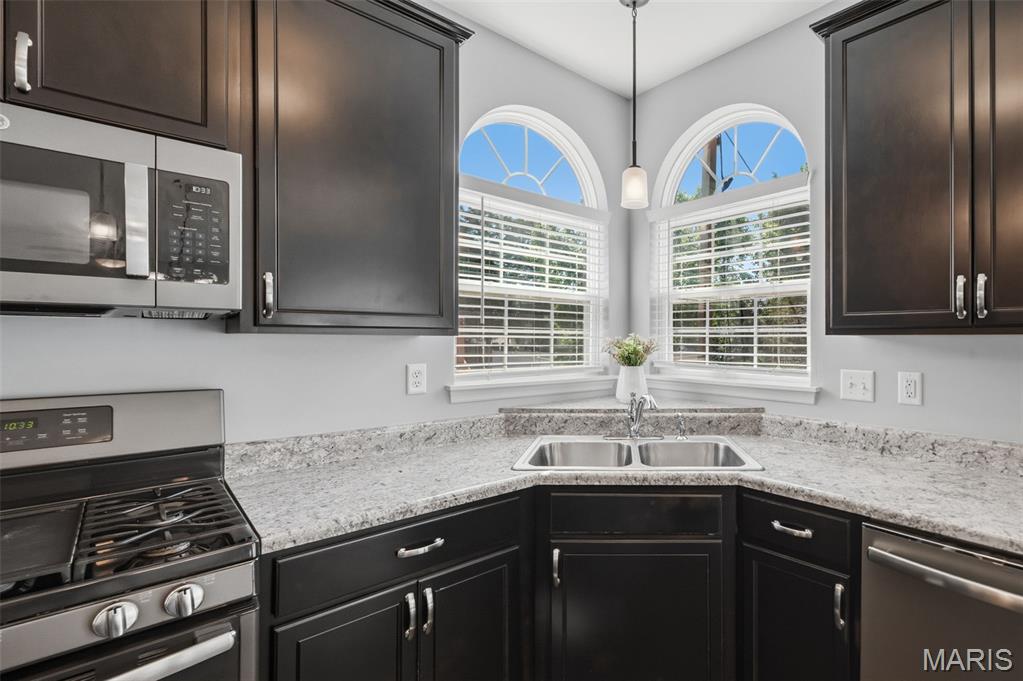 Barrington Square - Residential