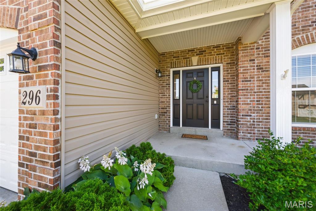 Barrington Square - Residential
