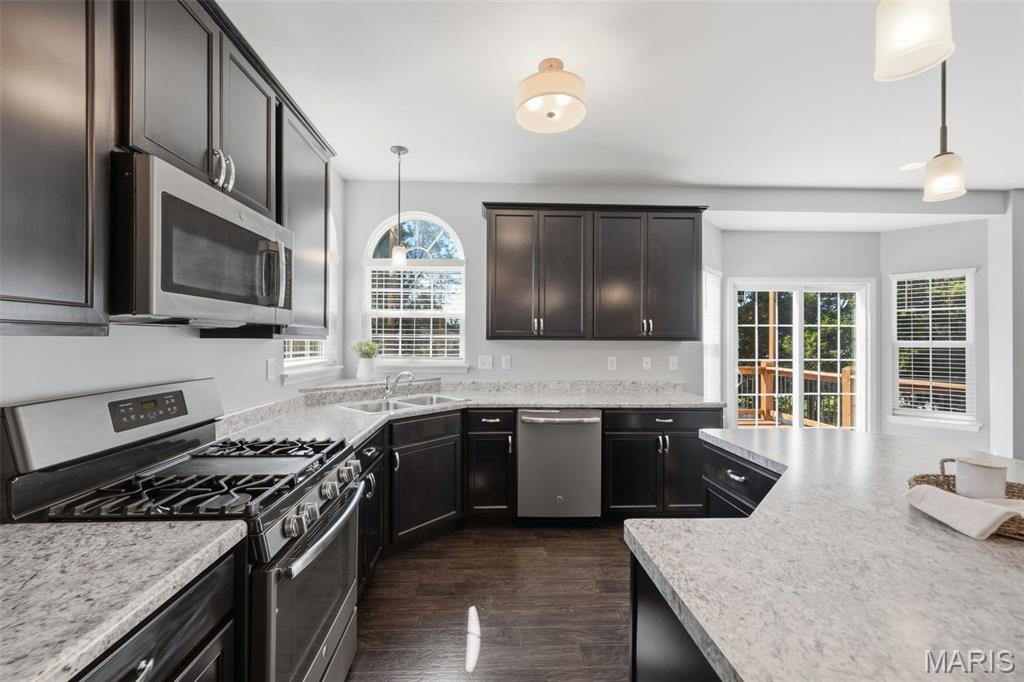 Barrington Square - Residential