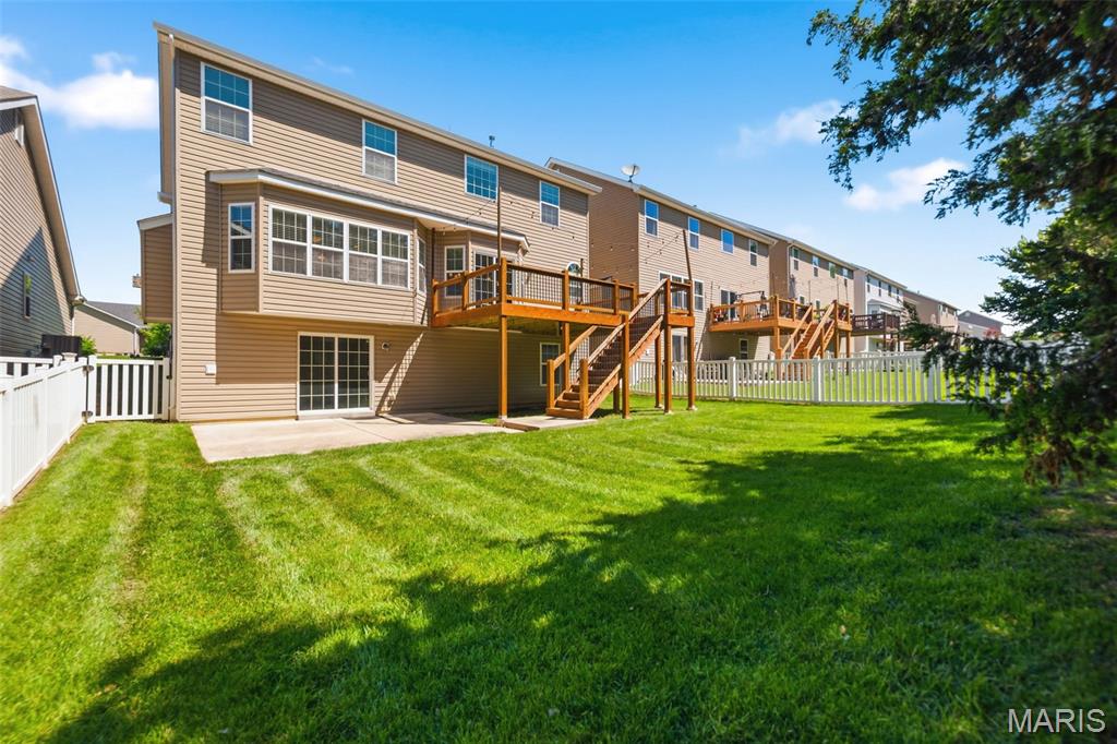 Barrington Square - Residential