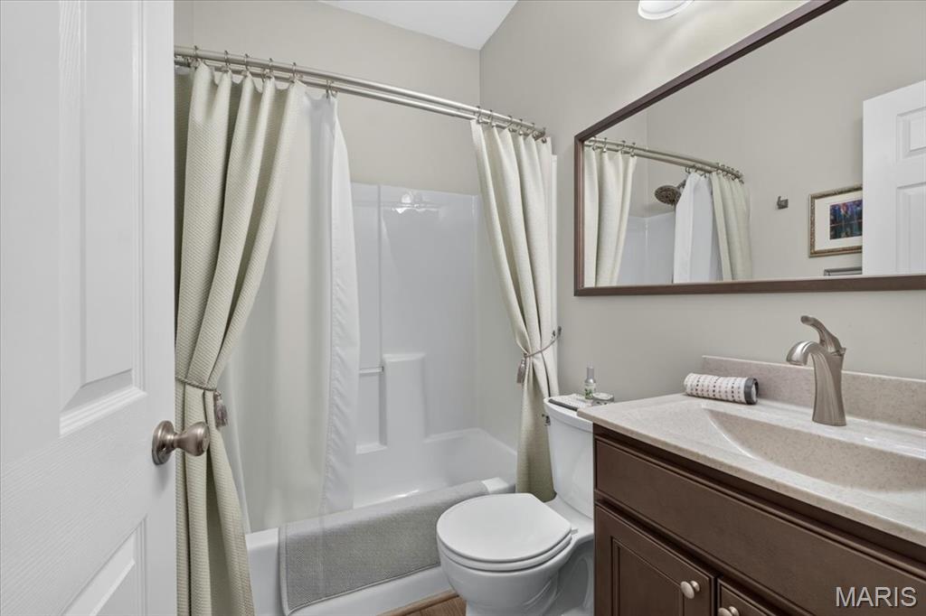 Country Club Manors - Residential
