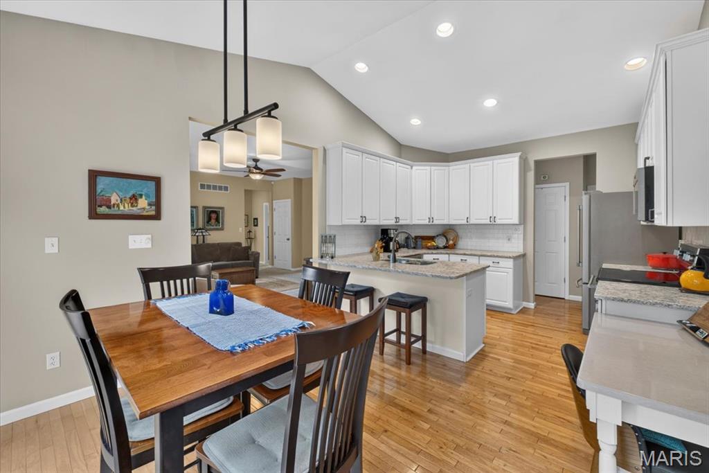Country Club Manors - Residential