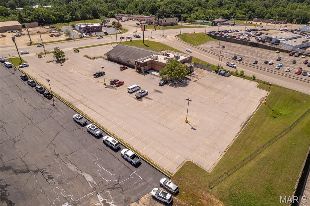 NON - Commercial Lease