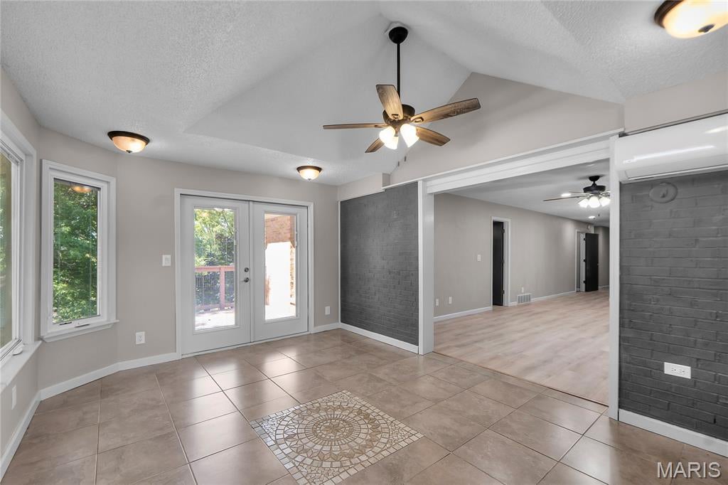 Cedar Ridge - Residential