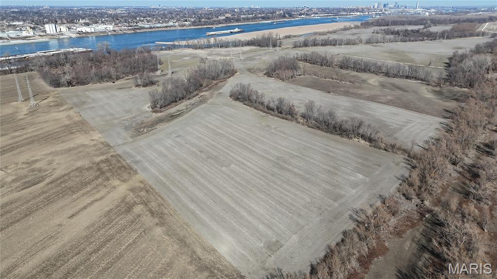 Not in a subdivision - Land
