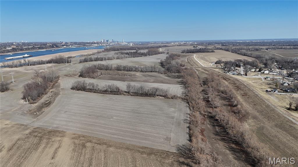 Not in a subdivision - Land