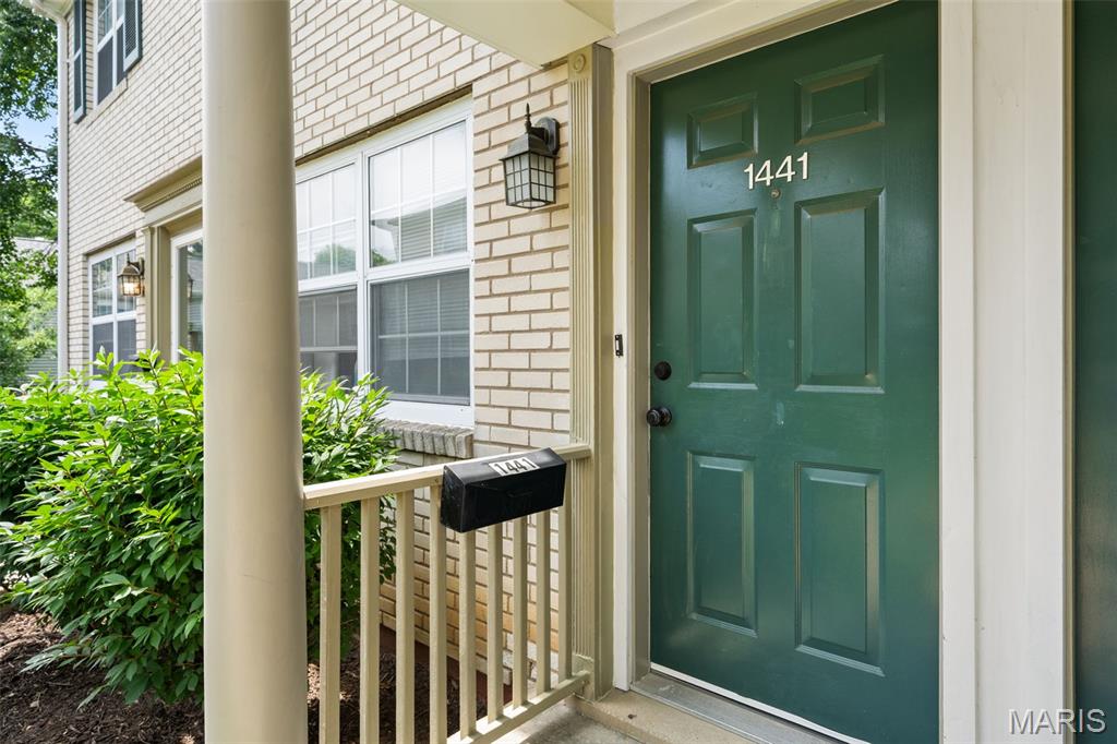 Brentwood Forest Condo Ph Eight - Residential