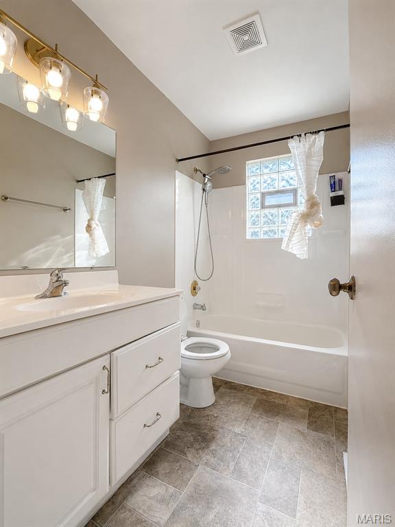 Teakwood Place 3 - Residential
